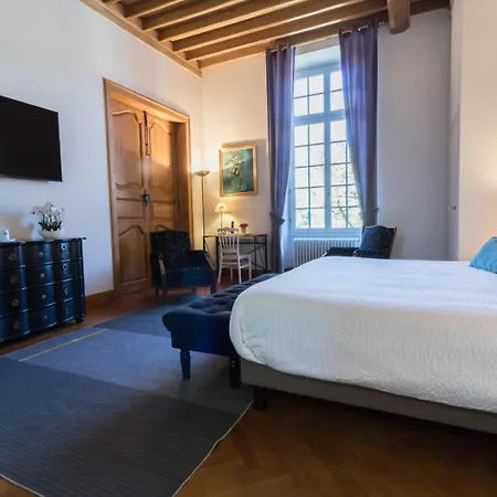 D'hotes De Montcausson Bed & Breakfast 3*